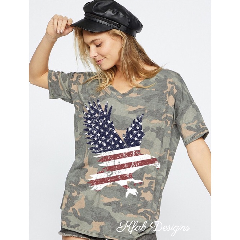 ❤️LAST 1! SALE! V Neck Camo Graphic Print Top! - Picture 3 of 12